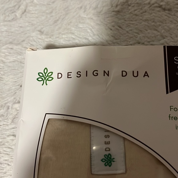 (2 for $10) Design dua nimble swaddle - Picture 4 of 9